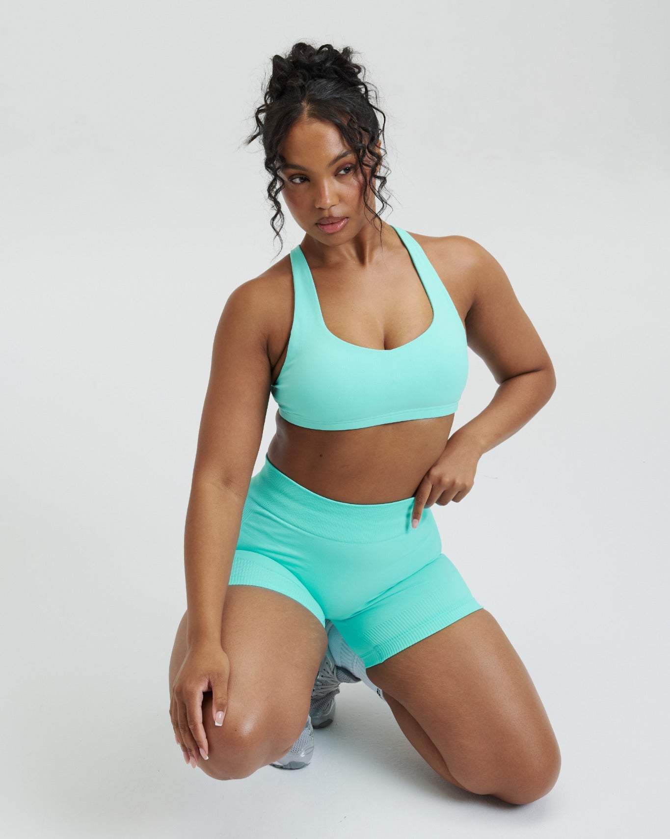 Elevate™ Sculpting Medium Impact Multiway Bra | Clear Tides