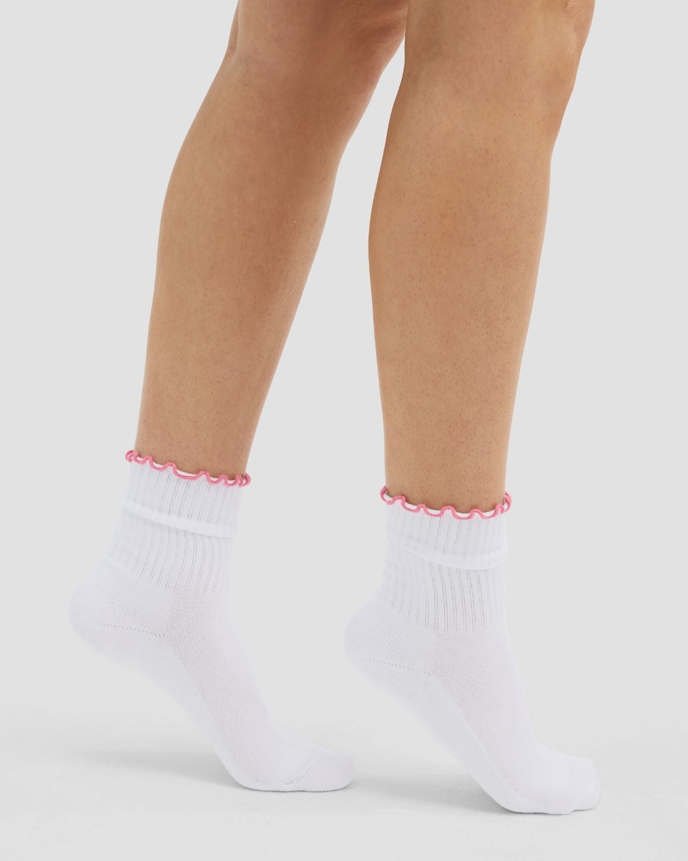 THRIVIN Frill Ruffle Socks | Bubble Pink