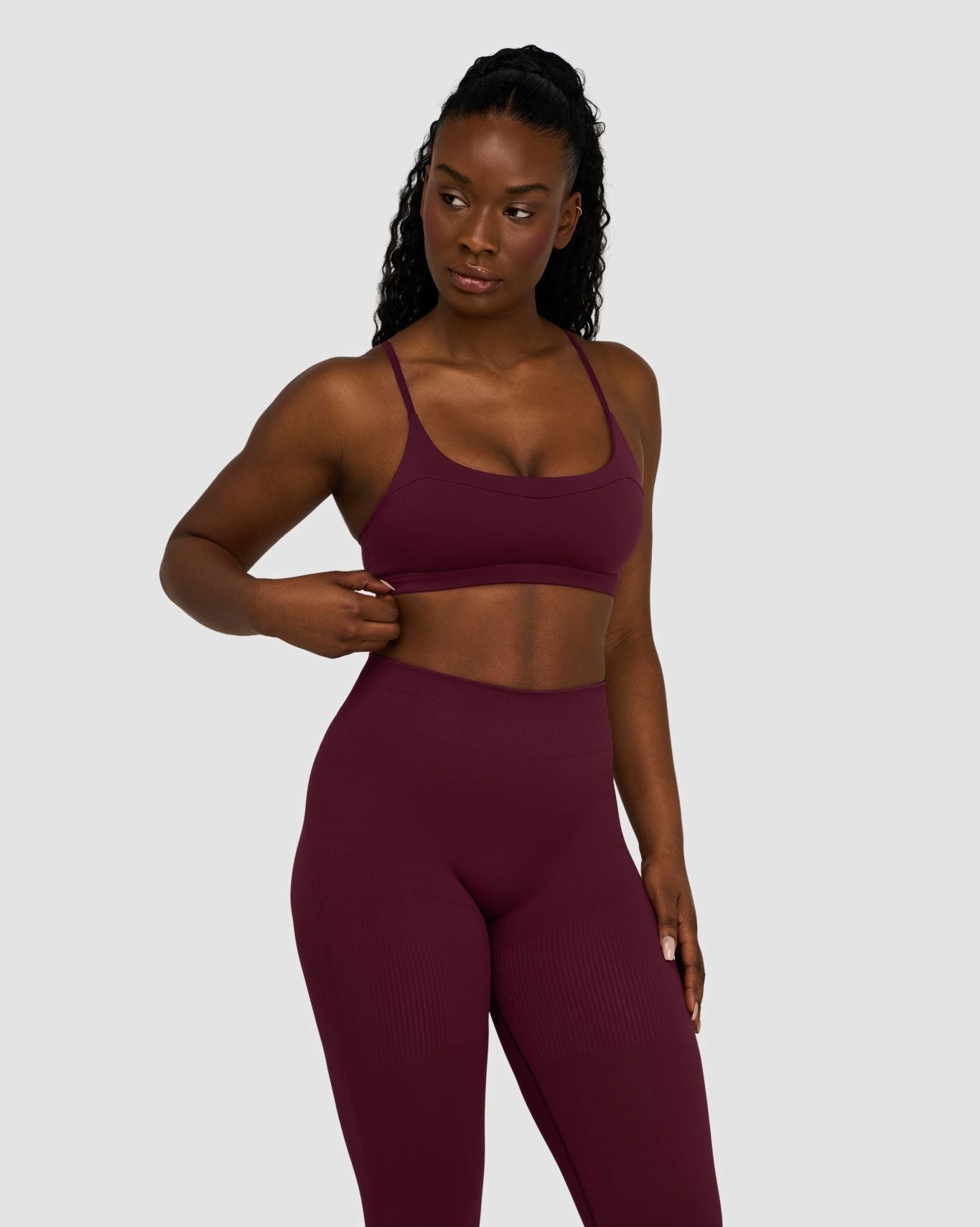 Elevate™ Sculpting Seamless Scoop Neck Bra | Merlot