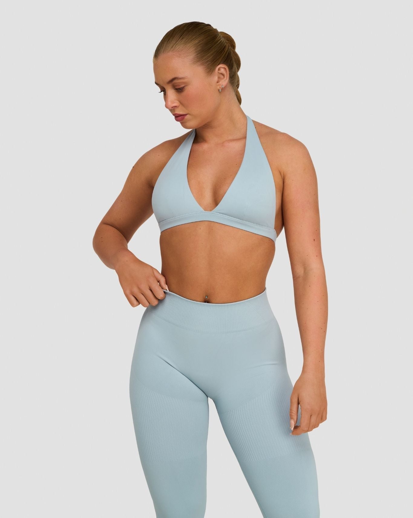 Elevate™ Sculpting Seamless V-Neck Halter Bra | Blue Haze