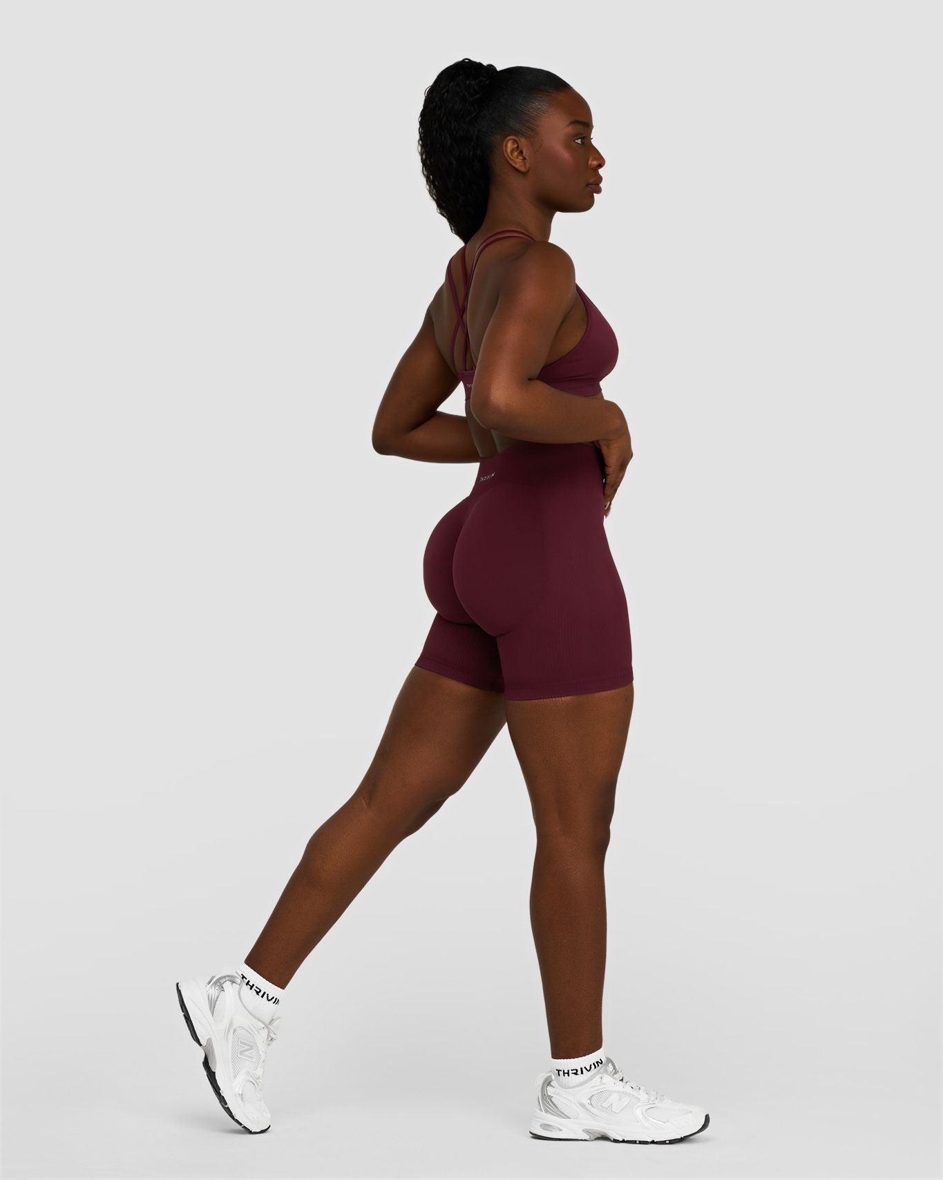 Elevate™ Sculpting Mid Waist Scrunch Shorts | Merlot