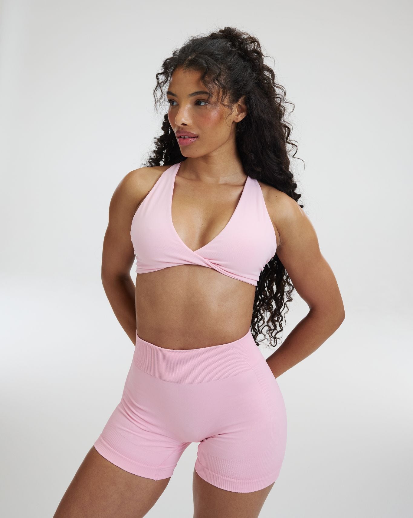 Elevate™ Sculpting Seamless Twisted Bra | Cotton Pink