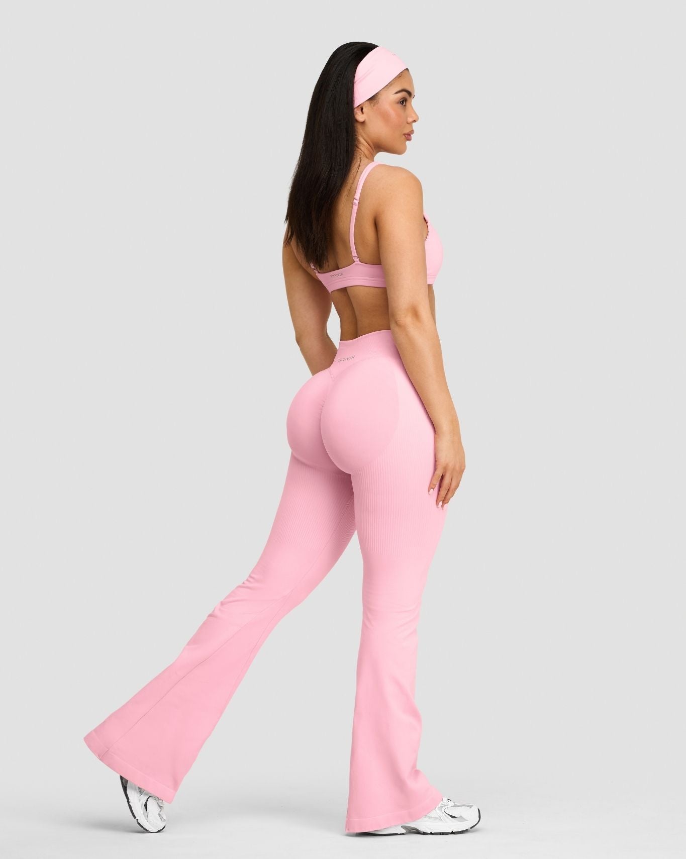 Elevate™ Sculpting Mid V-Waist Scrunch Flare | Cotton Pink
