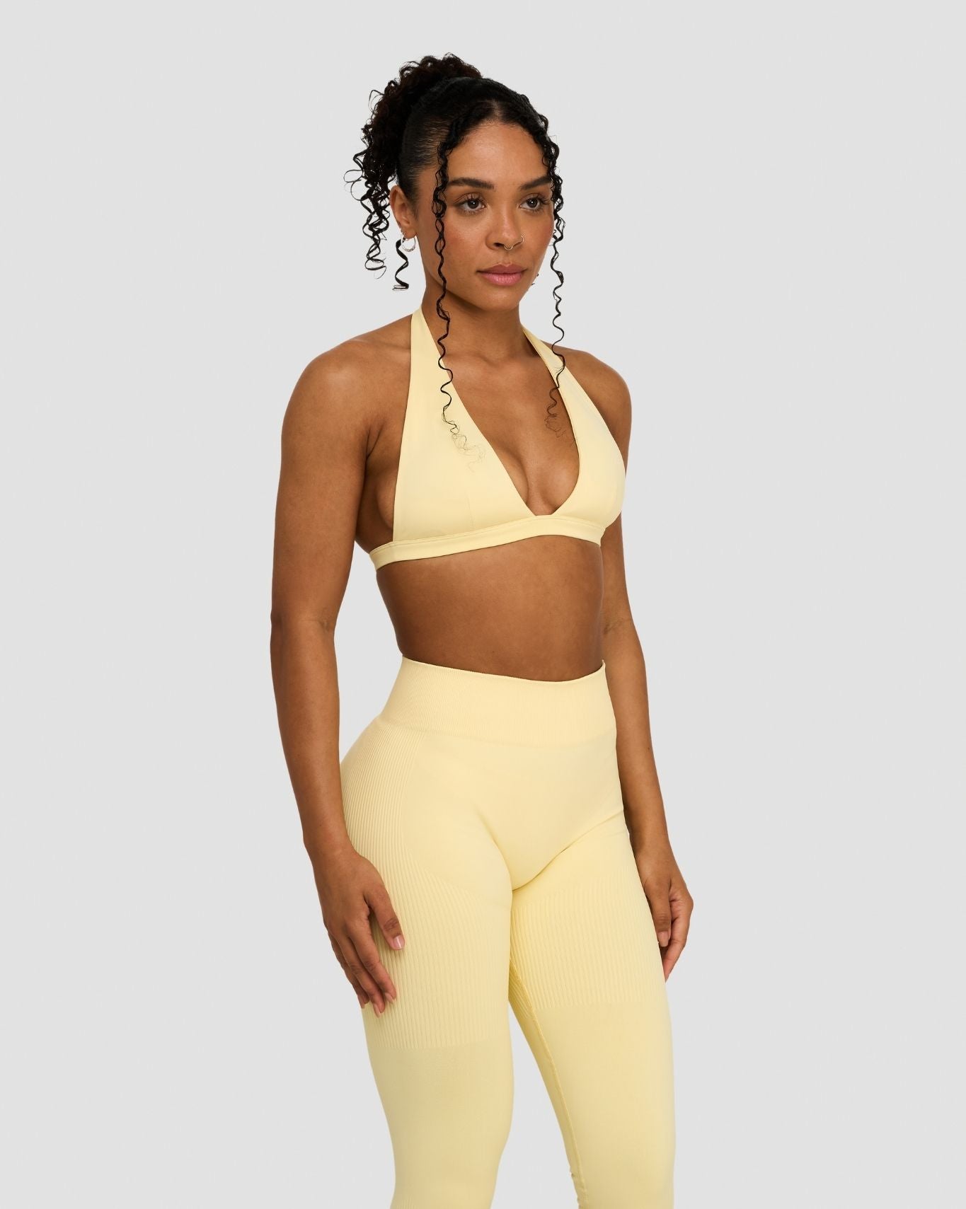 Elevate™ Sculpting Seamless V-Neck Halter Bra | Golden Butter