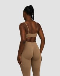 Elevate™ Sculpting Seamless Scoop Neck Bra | Toffee