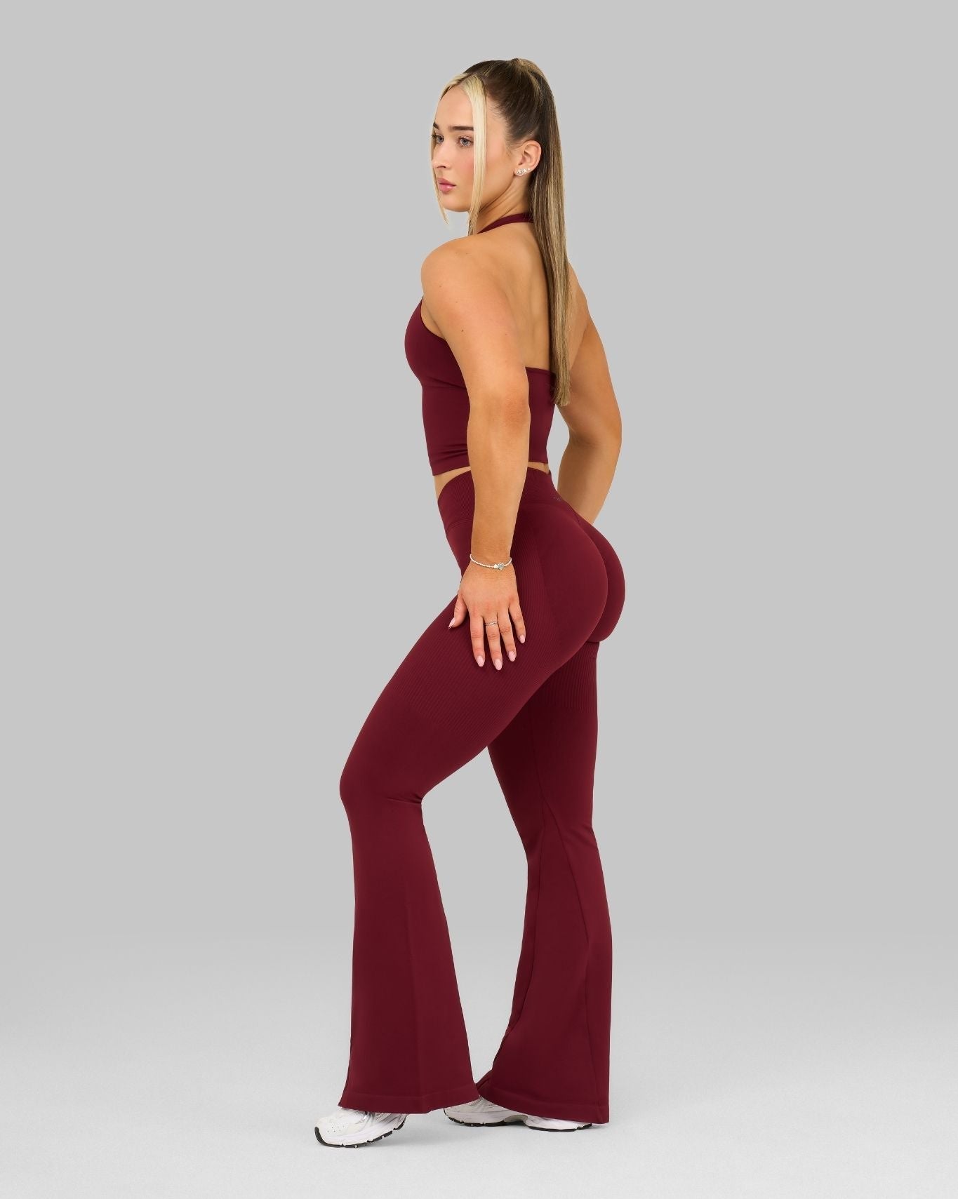 Elevate™ Sculpting Mid V-Waist Flare Leggings | Fine Wine