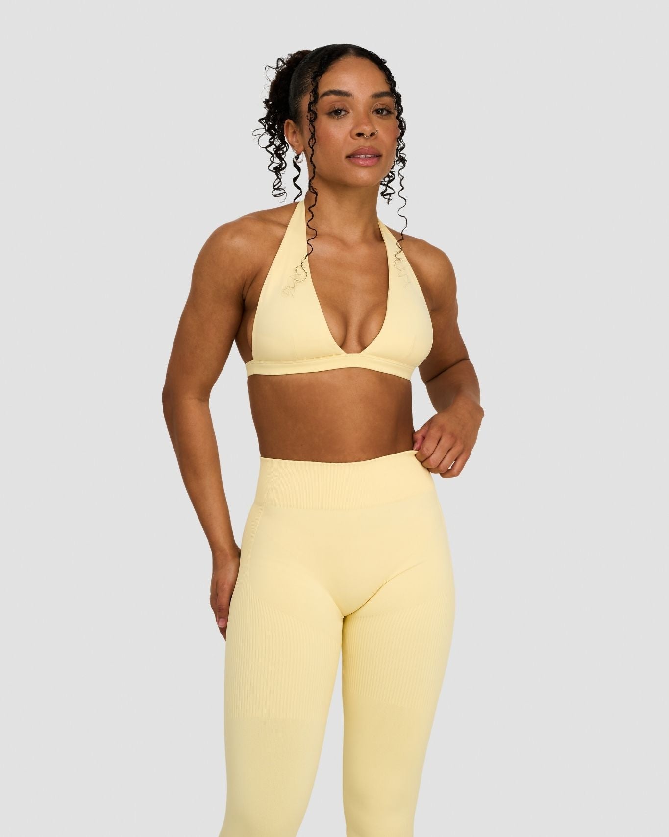 Elevate™ Sculpting Seamless V-Neck Halter Bra | Golden Butter