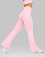 Elevate™ Sculpting Mid V-Waist Flare Leggings | Candy Pink