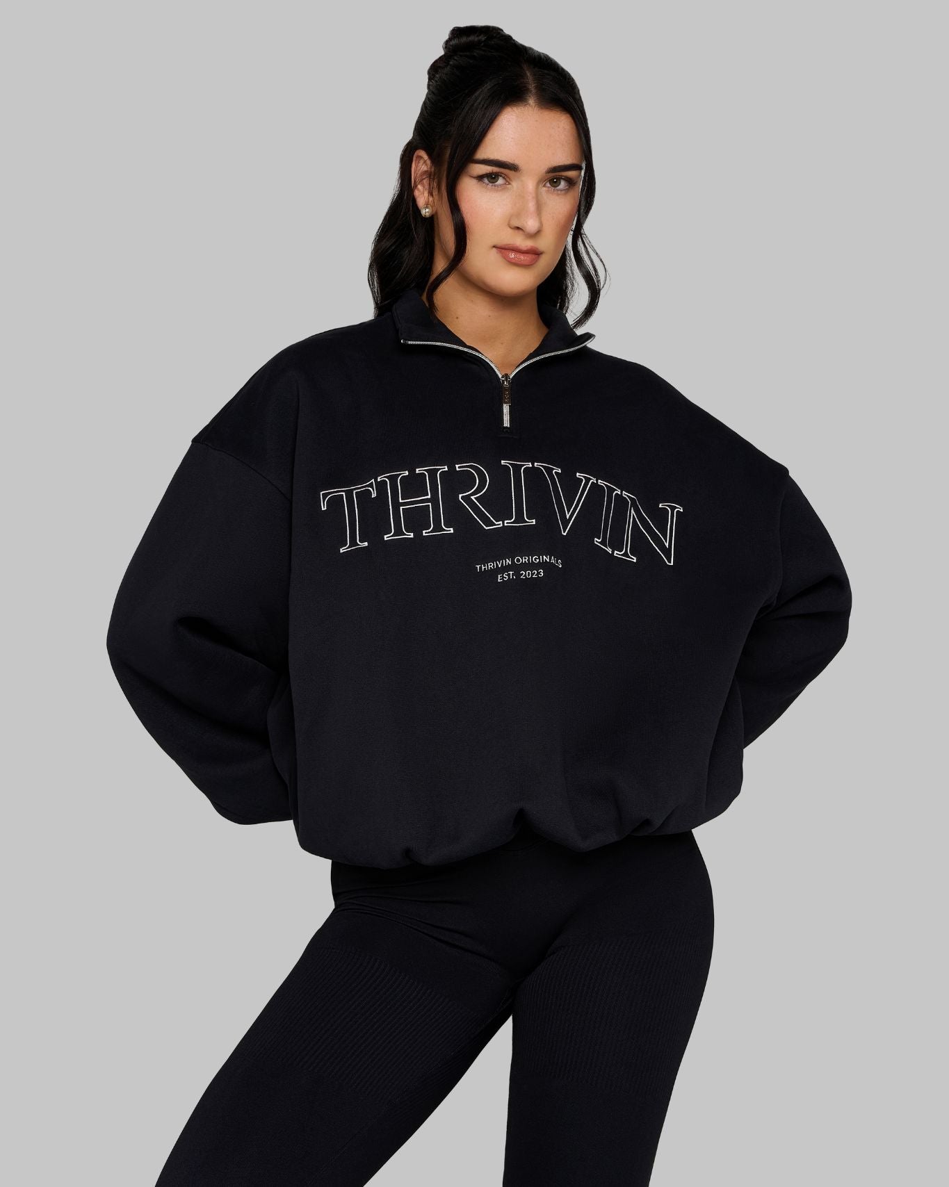 Bliss is 179cm and wears a size XS.