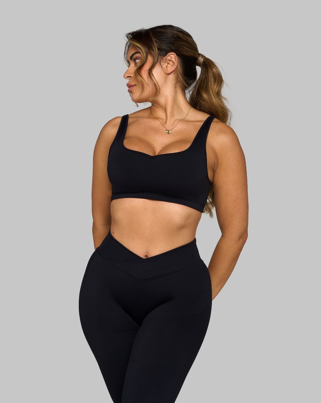 Elevate™ Sweetheart Impact Bra | Night Black
