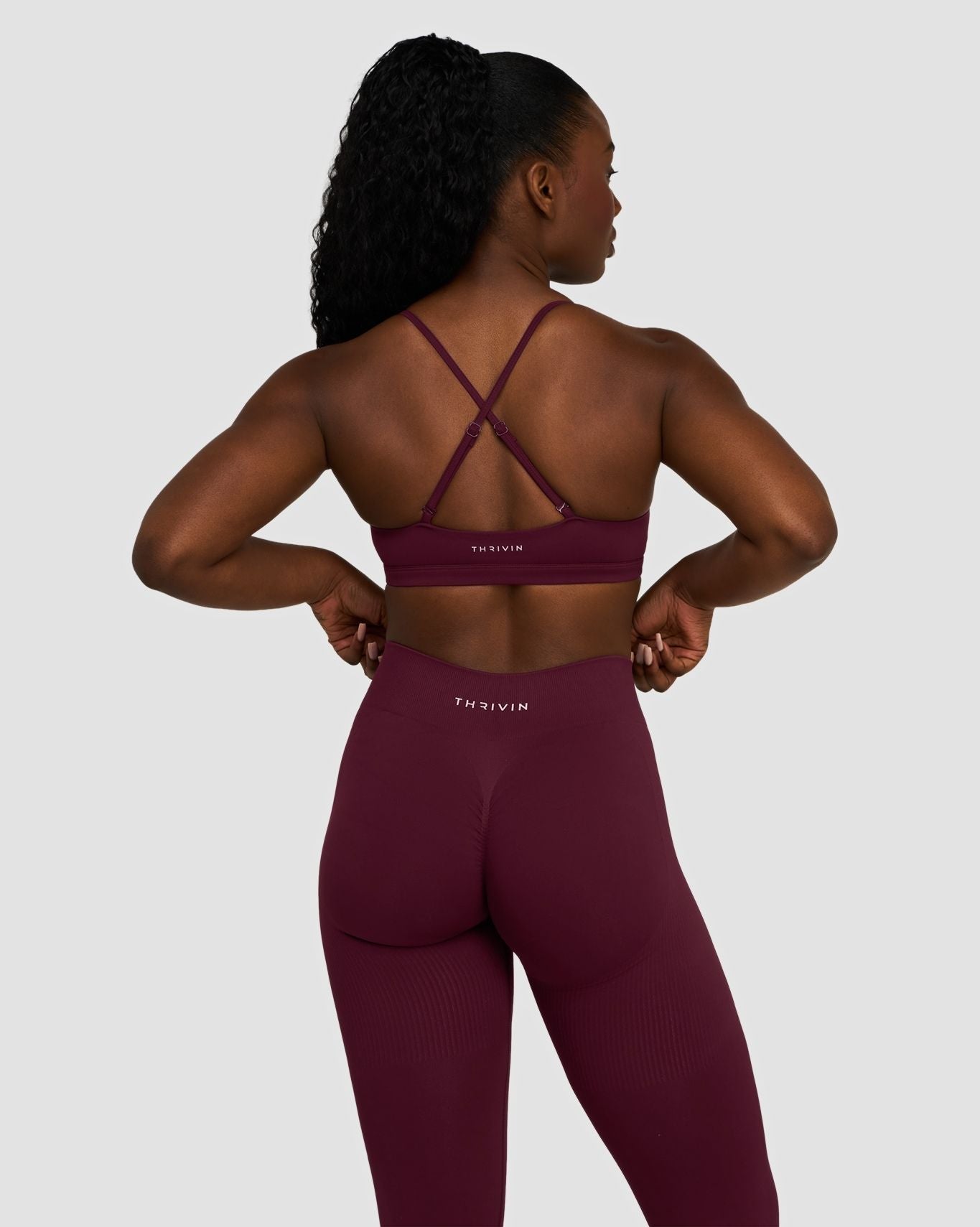 Elevate™ Sculpting Seamless Scoop Neck Bra | Merlot