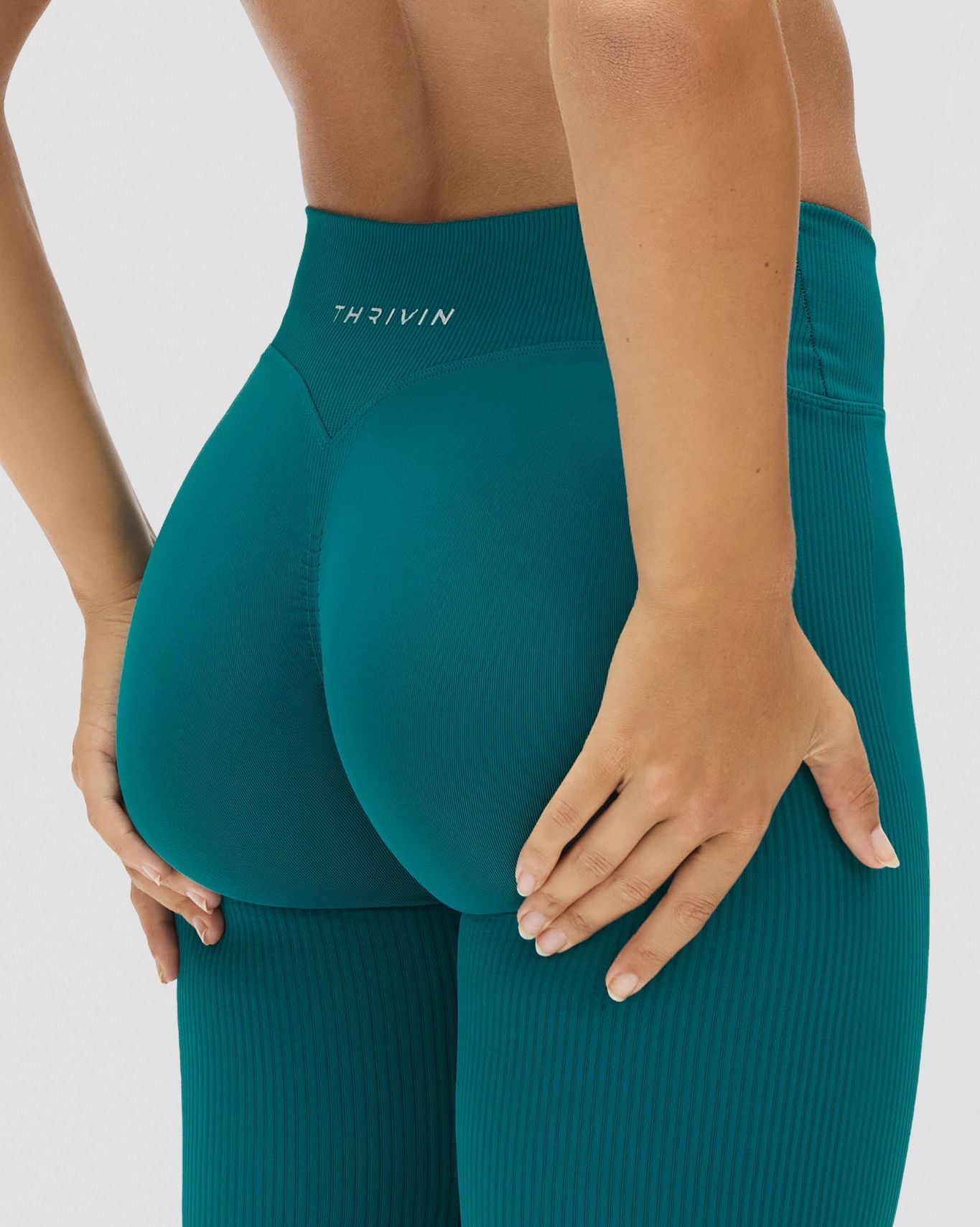 Elevate™ Sculpting Mid V-Waist Flare Leggings | Harbor Blue