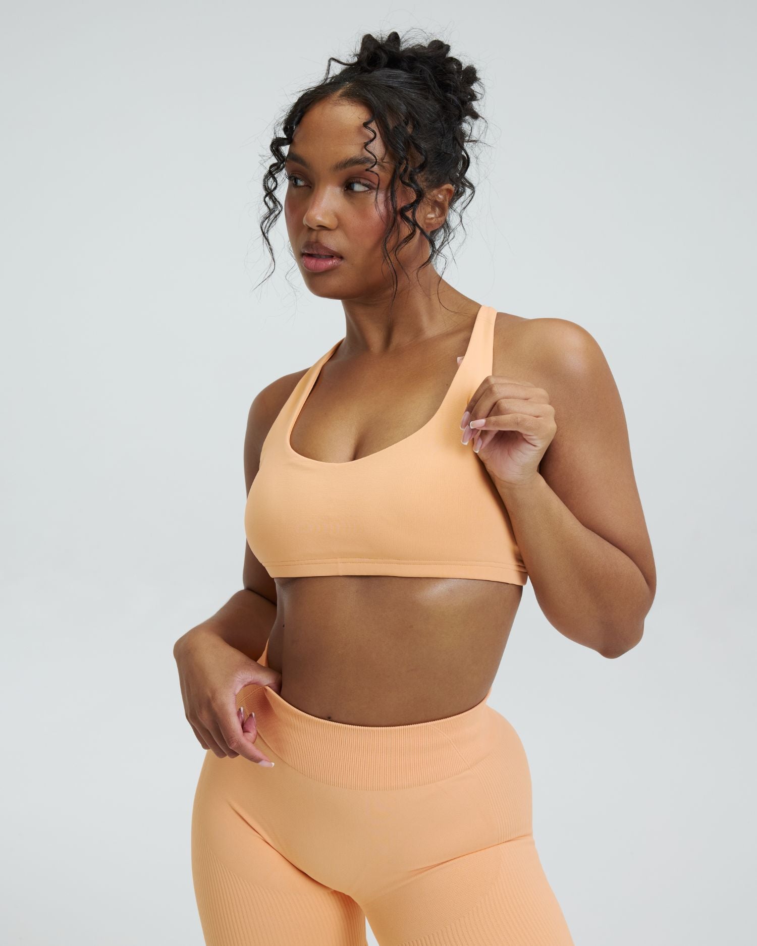 Elevate™ Sculpting Medium Impact Multiway Bra | Melon