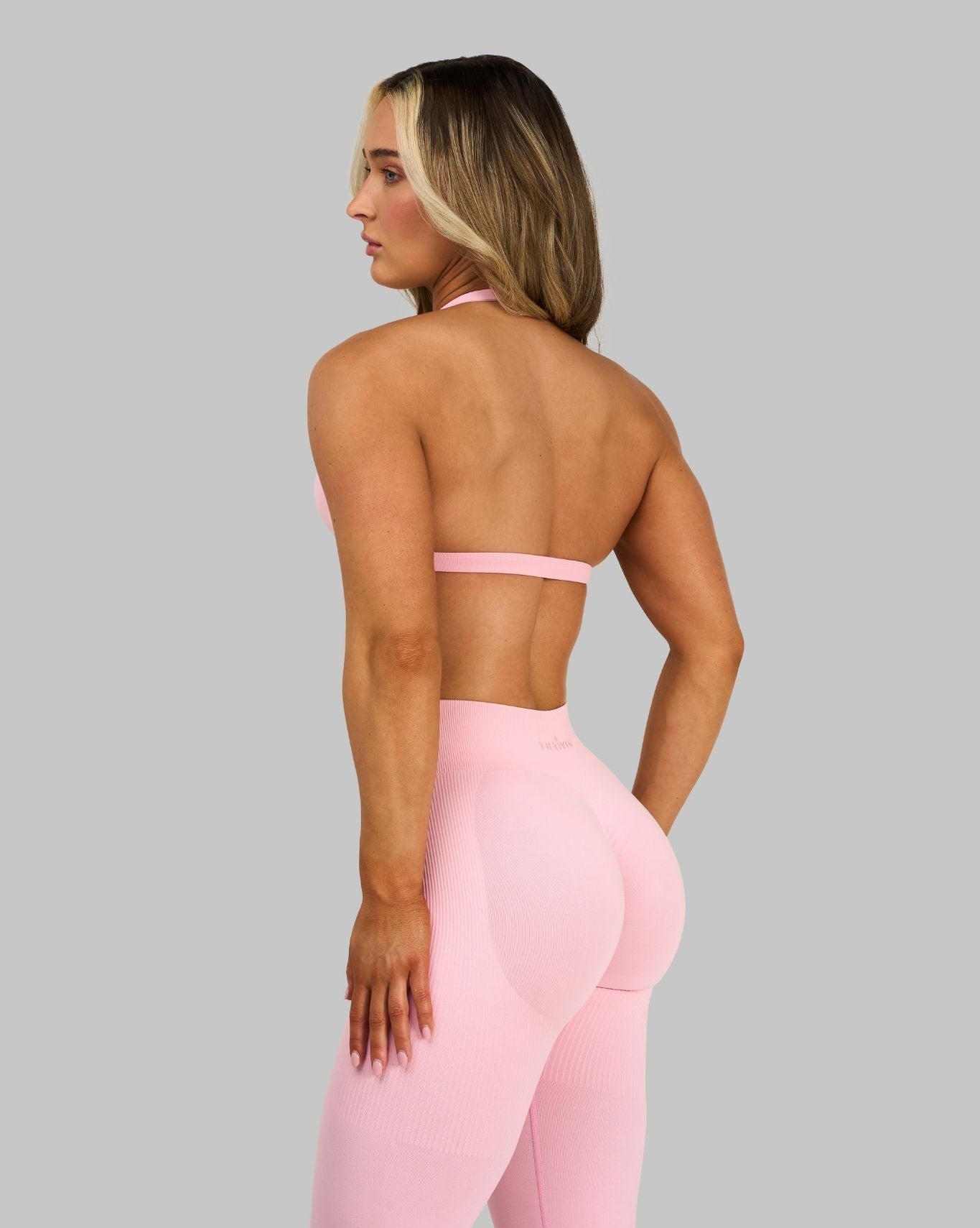 Elevate™ Sculpting Seamless V-Neck Halter Bra | Cotton Pink