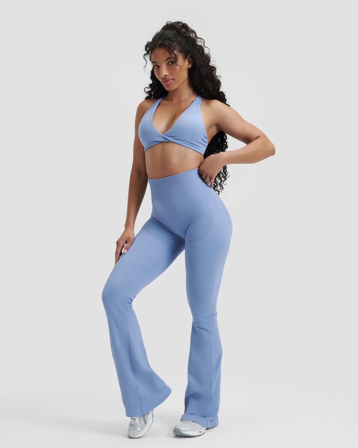 Elevate™ Sculpting Seamless Twisted Bra | Endless Sky