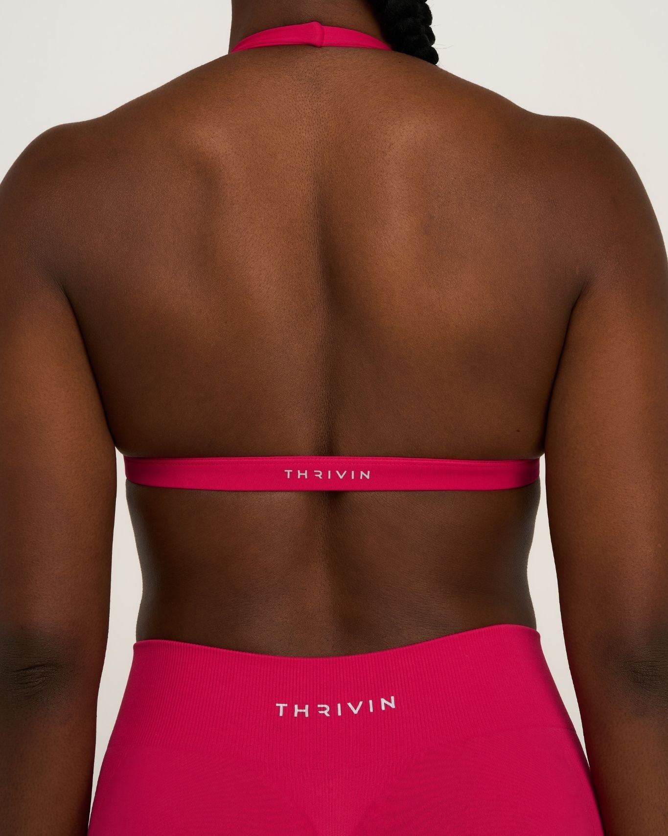 Elevate™ Sculpting Seamless V-Neck Halter Bra | Strawberry
