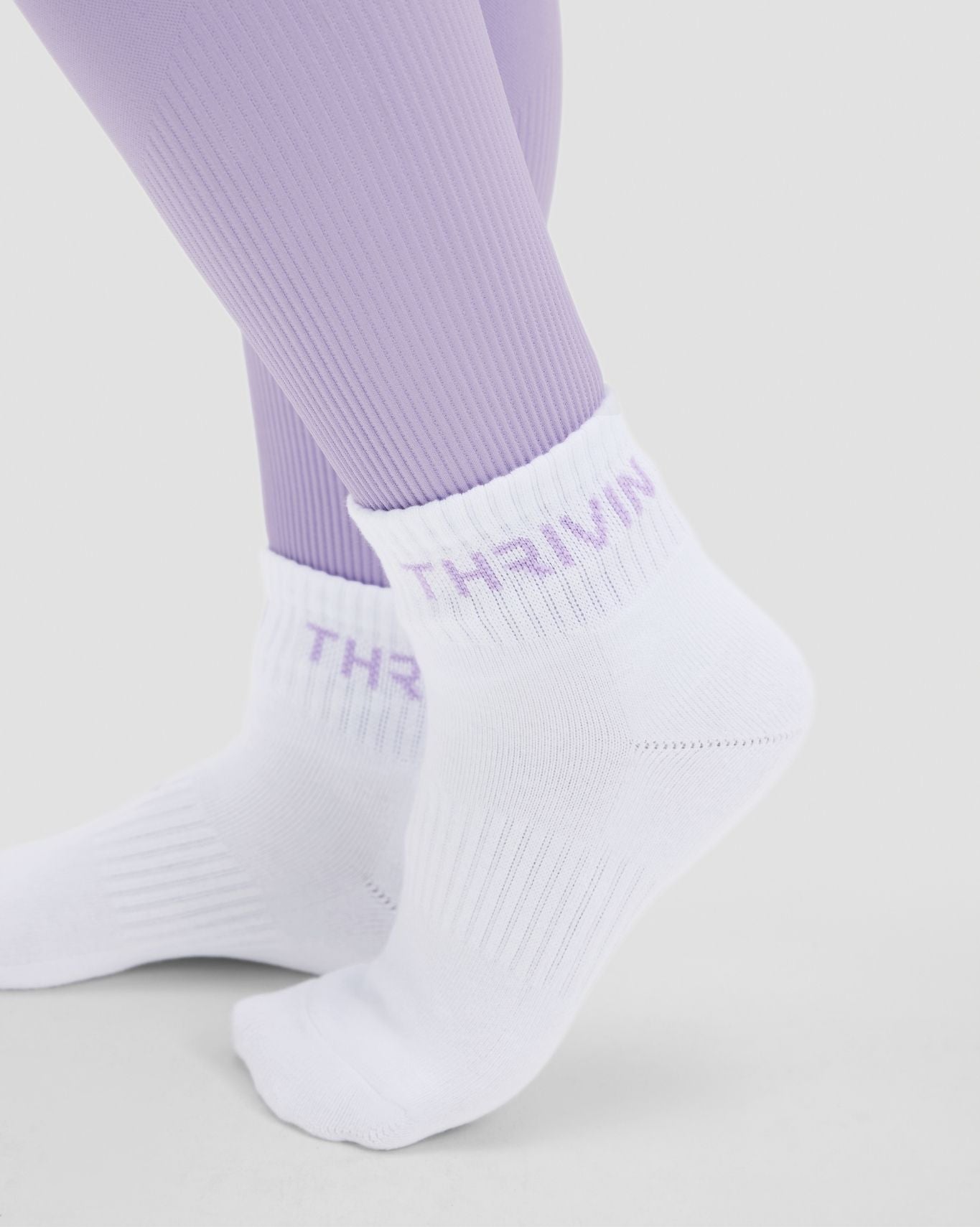 THRIVIN Mid Socks | Lilac
