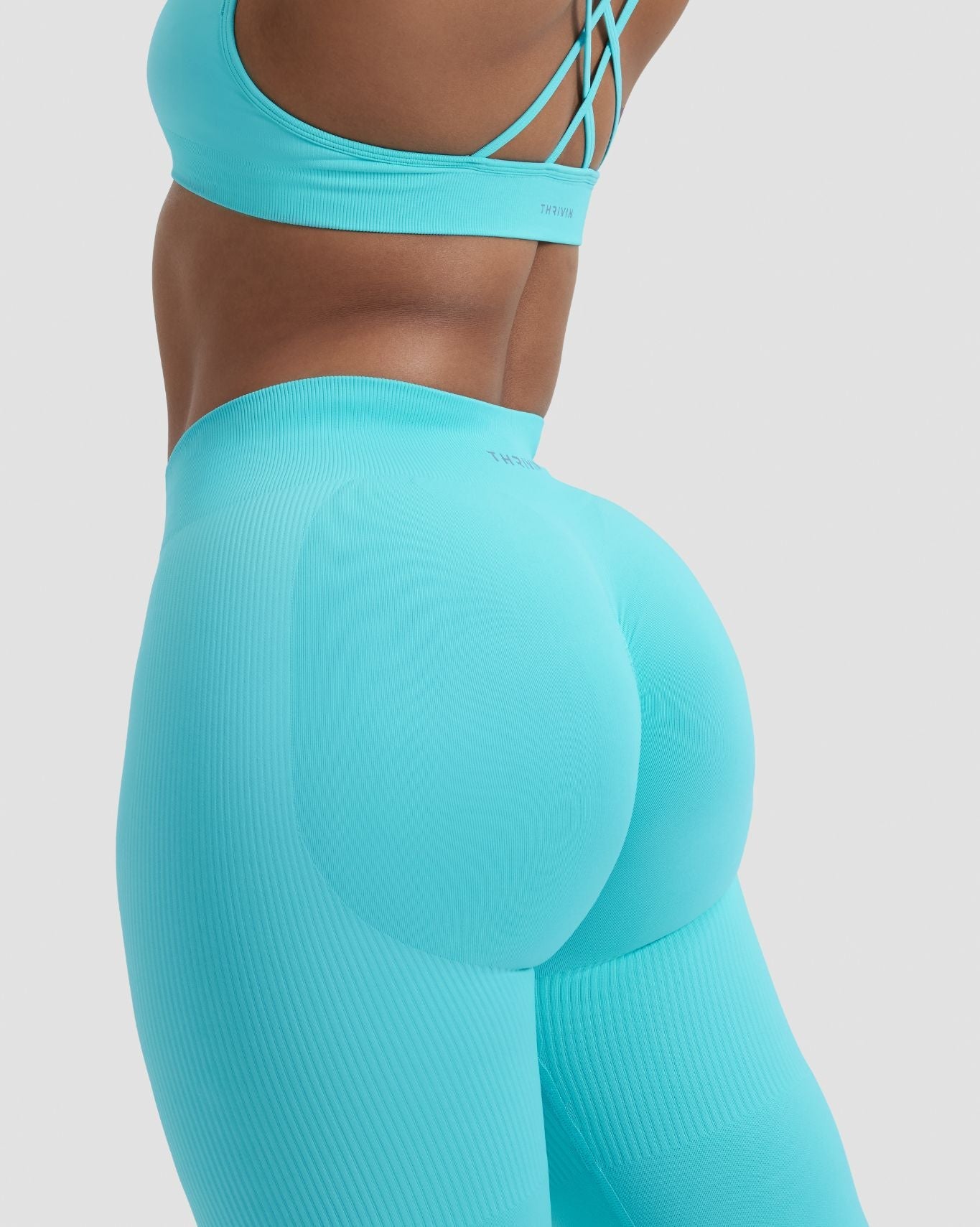 Elevate™ Sculpting Mid Waist Scrunch Leggings | Clear Tides