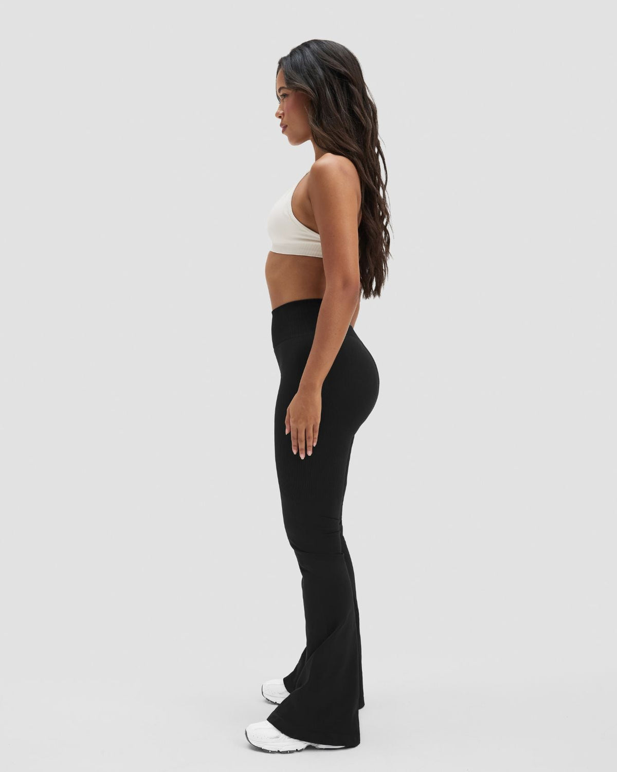 Elevate™ Sculpting High Waist Flare Leggings | Night Black