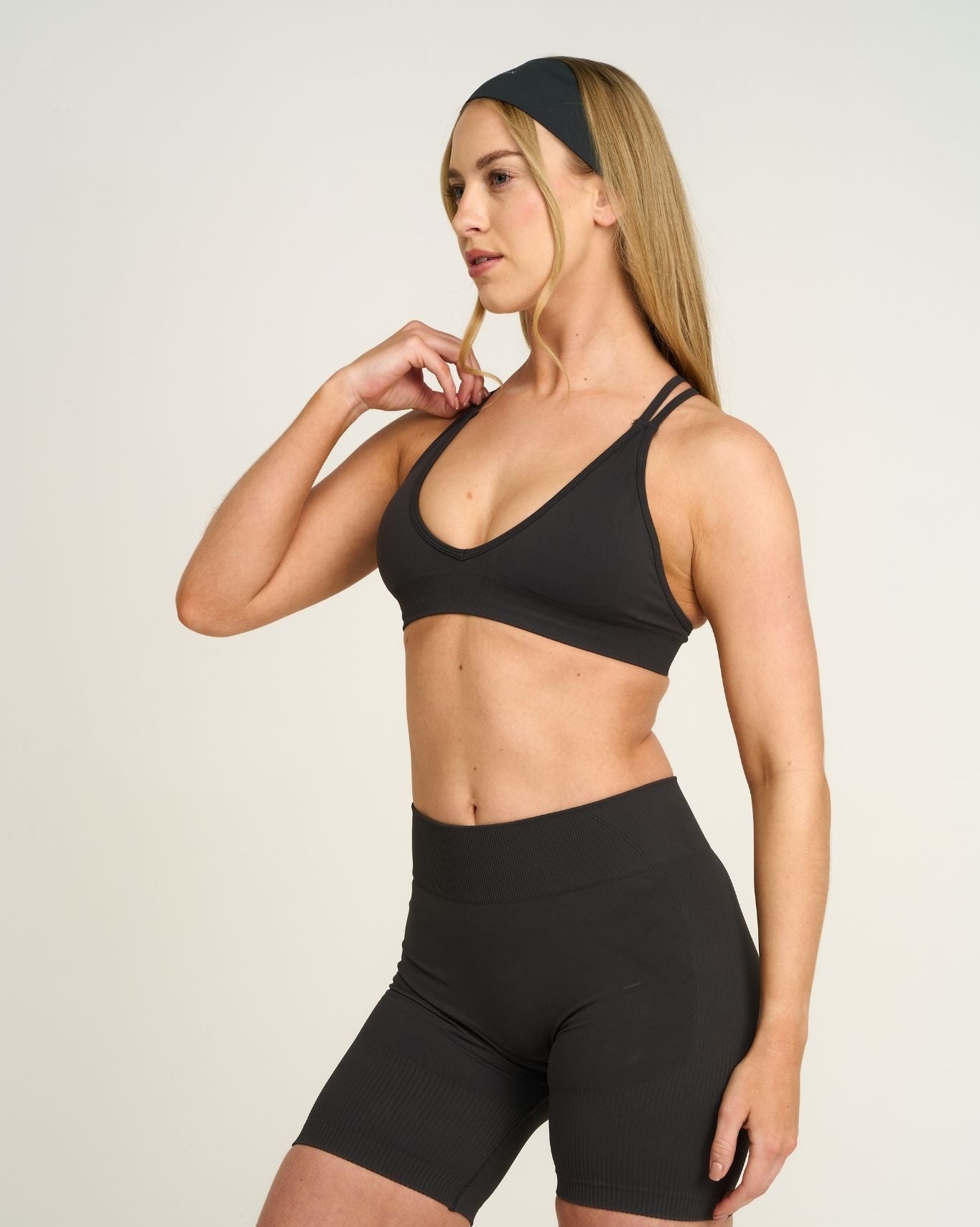 Elevate™ Sculpting Seamless High Apex Bra | Charcoal Grey