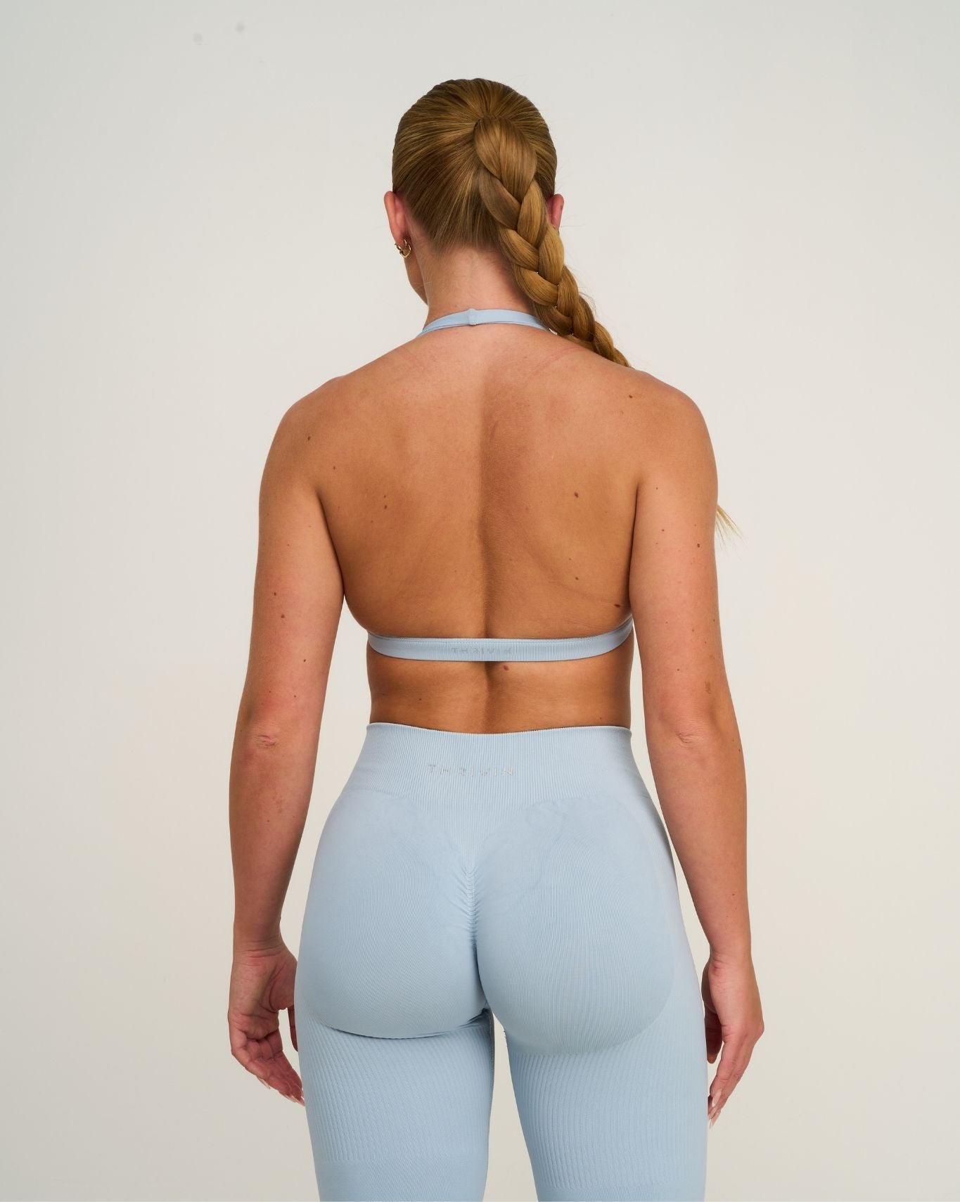 Elevate™ Sculpting Seamless V-Neck Halter Bra | Blue Haze